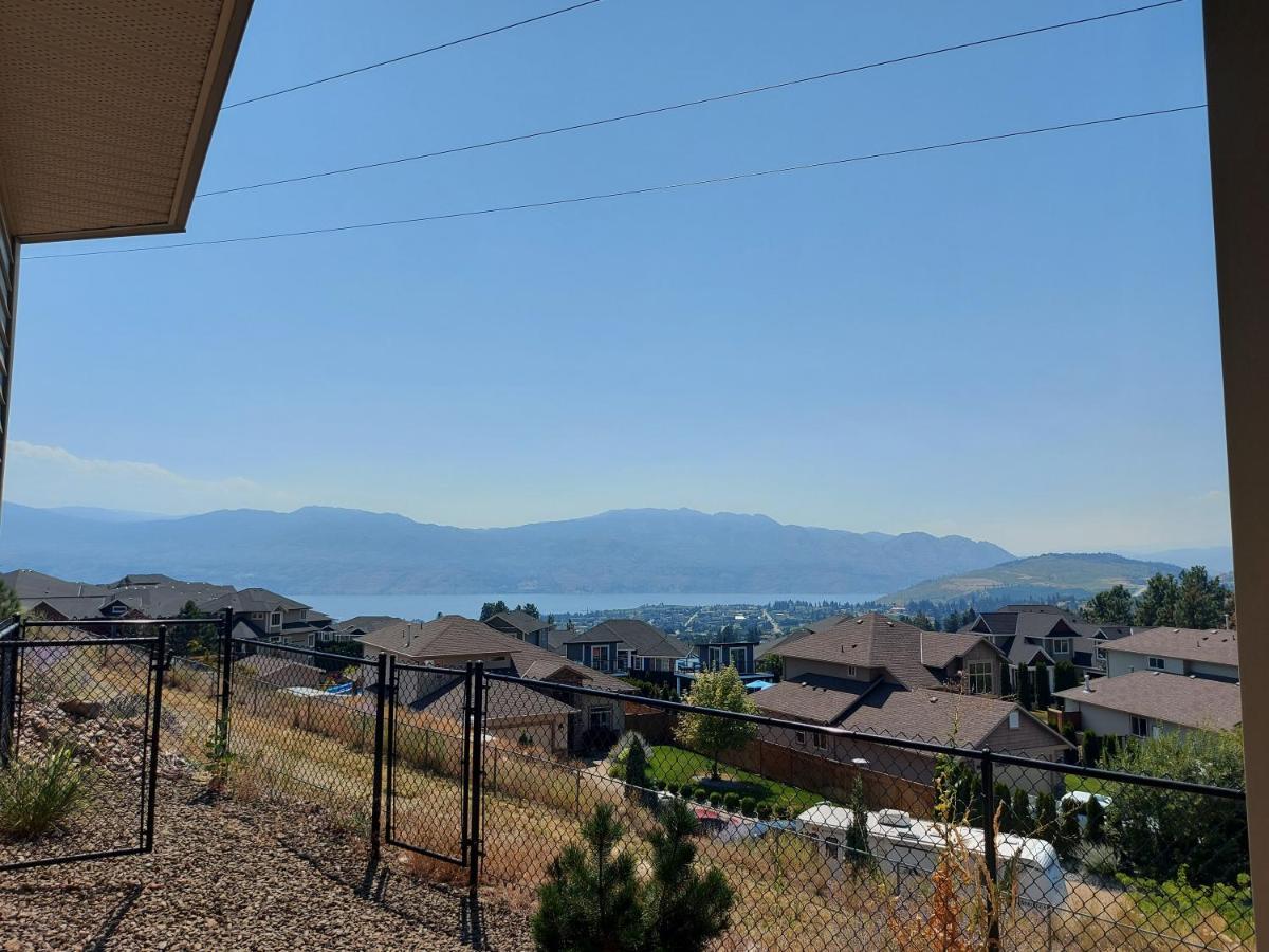 Peaceful And Spacious Lake View West Kelowna Kültér fotó