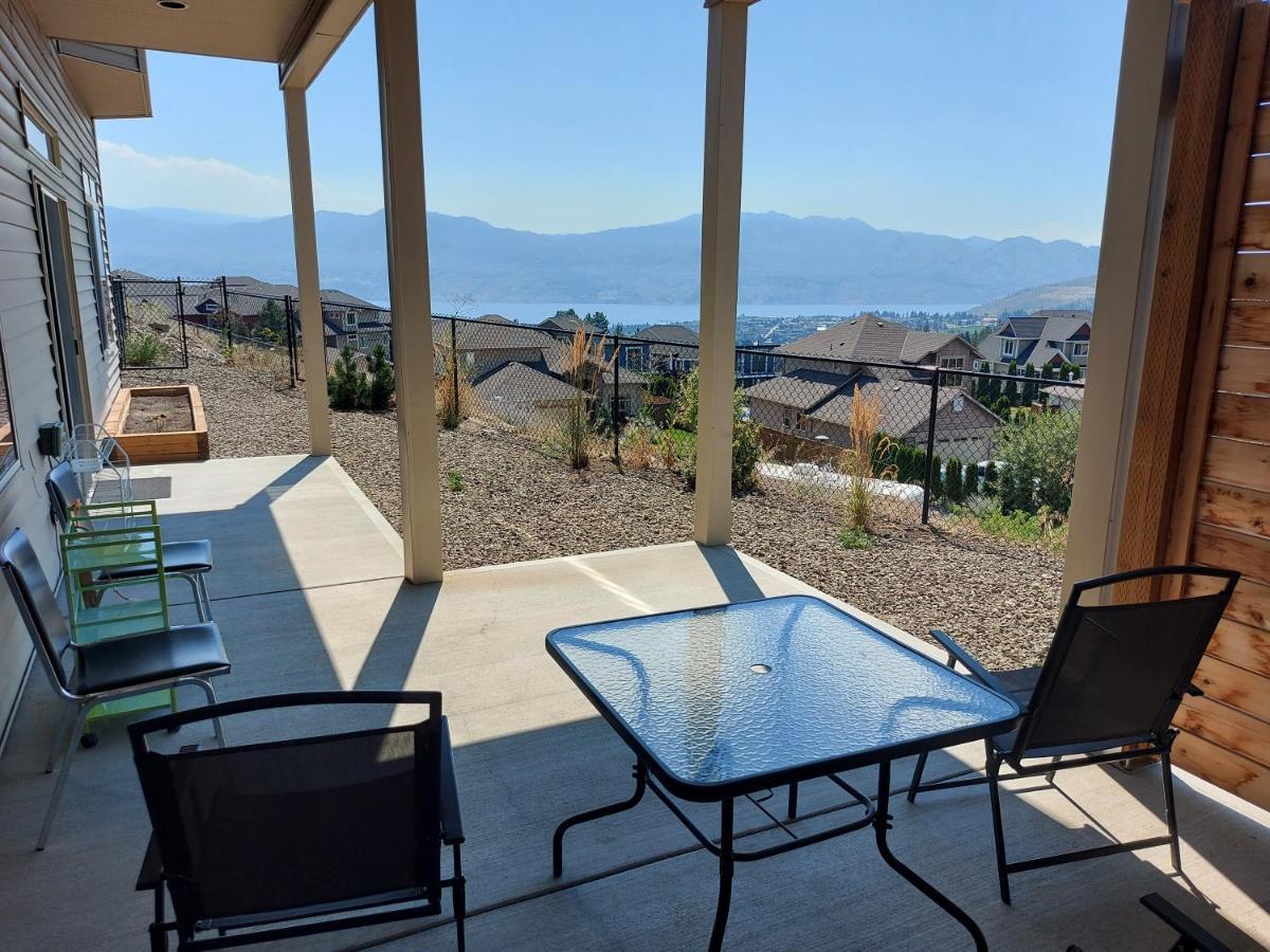 Peaceful And Spacious Lake View West Kelowna Kültér fotó